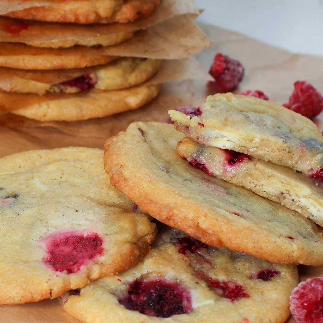 Weiche Cookies Mit Himbeeren Und Wei Er Schokolade Backen F R Zwei